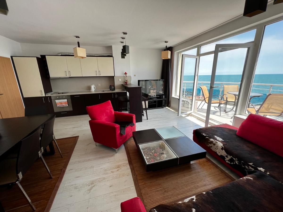 Modern Beachfront Apartment With Pool Ravda Exterior foto